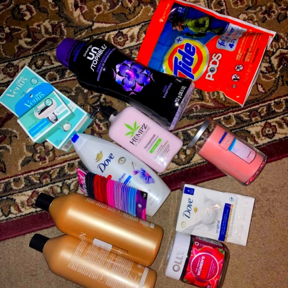 Women's luxury hygiene pack